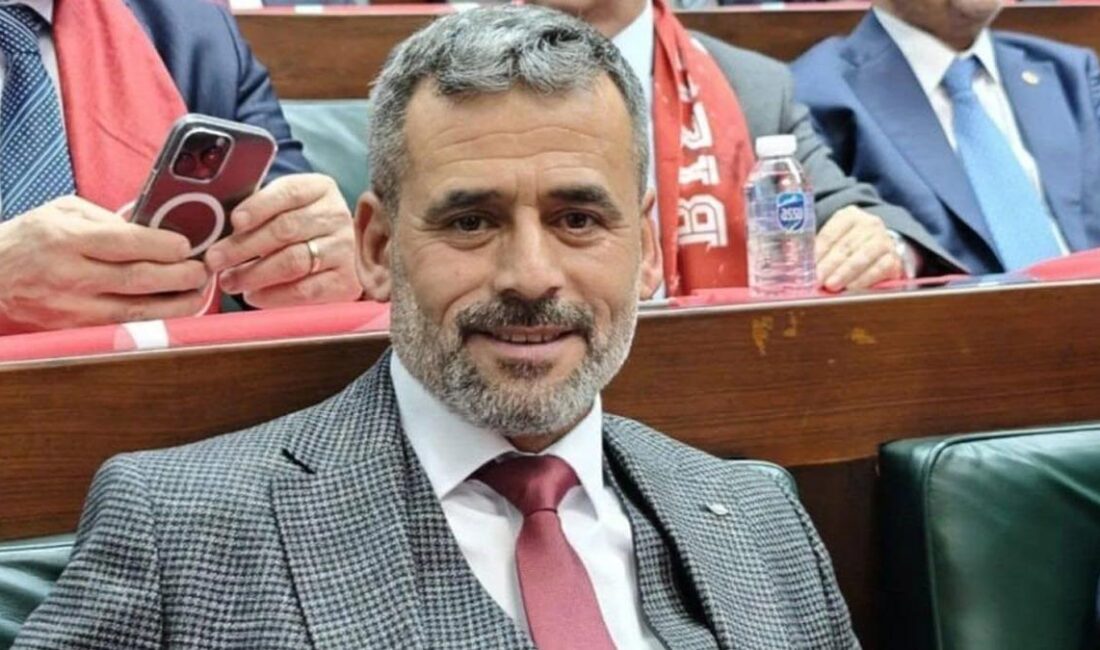 Afyonkarahisar’da Belediye Başkanına Bıçaklı Saldırı Girişimi Haydarlı Belediye Başkanı Süleyman Çetinkaya son durumu ne? Saldırgan yakalandı